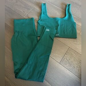 SET Active Sculptflex Mojito Box Cut Bra and Legging Set